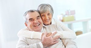 Casal de idosos mostra como é viver bem